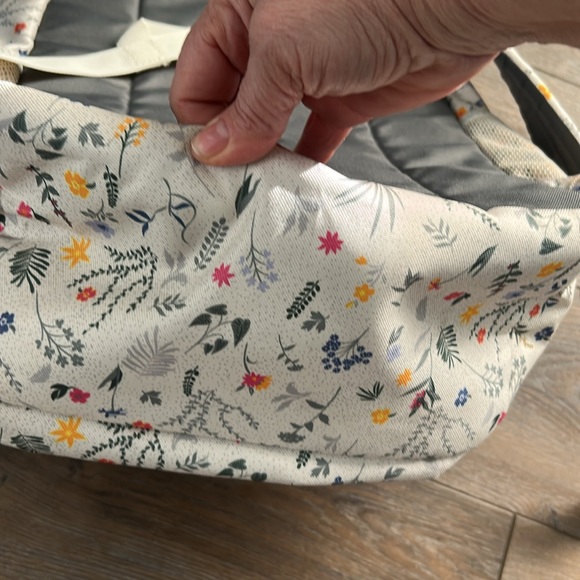 Adidas Classic 3S 5 Backpack Meadow Floral Wonder White/Woodland Floral Like New - Picture 7 of 7